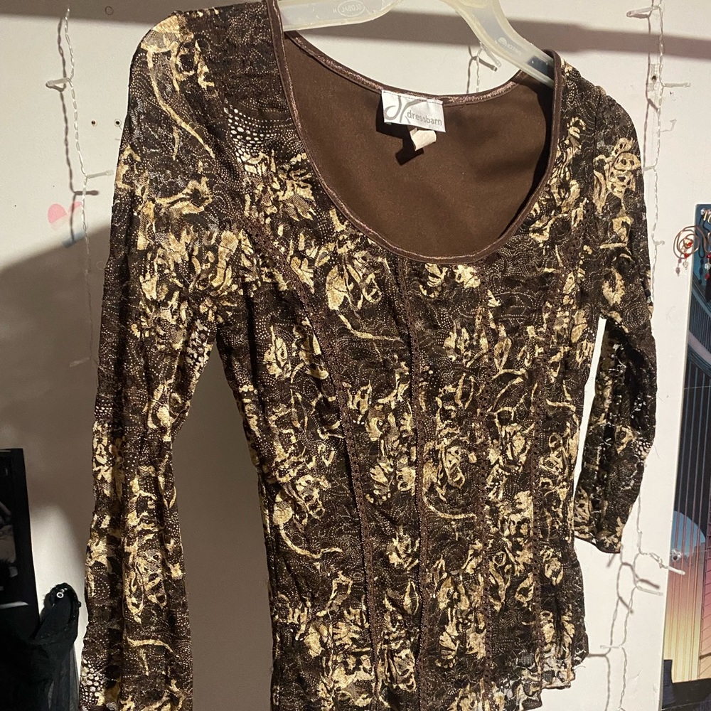 Dressbarn Tan and Brown Mid-Sleeve Shirt S